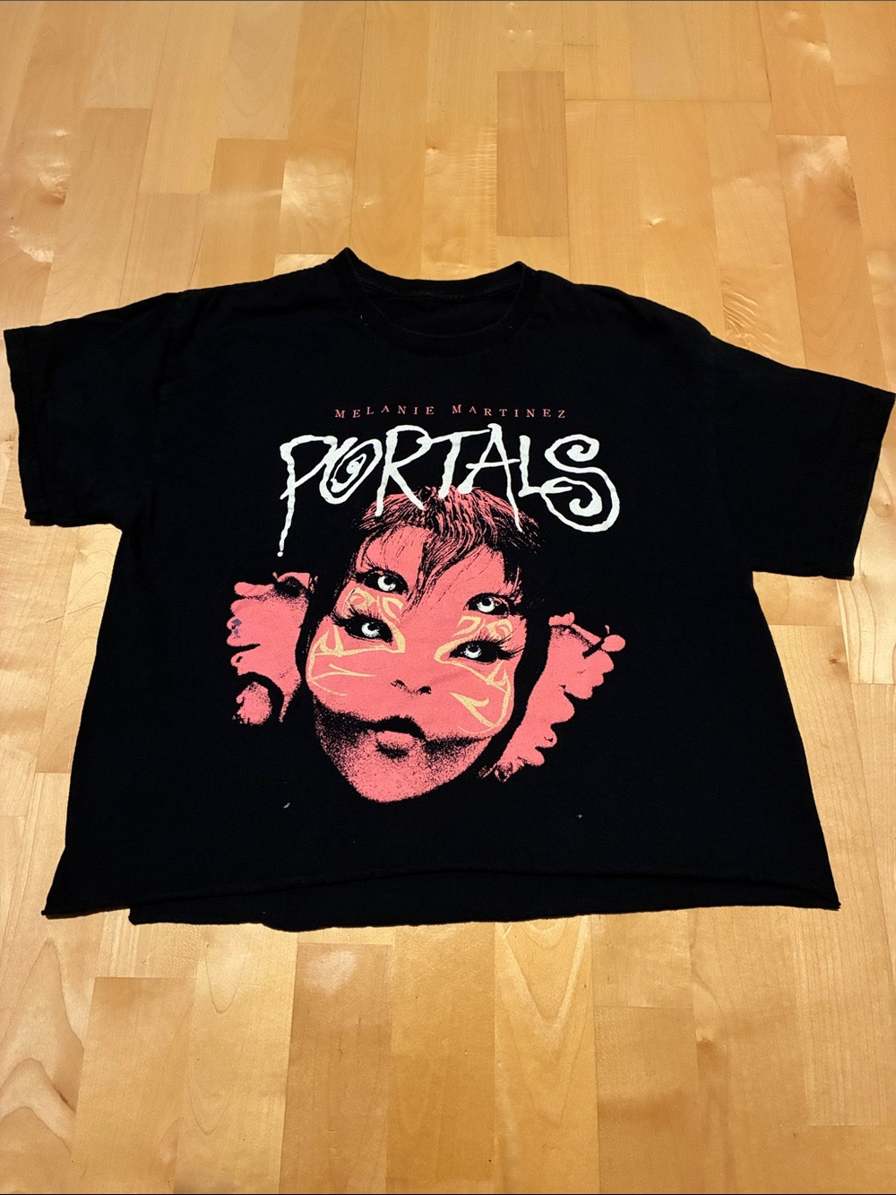 XL Black Tee with Pink Artwork Melanie Martinez Portals - cropped